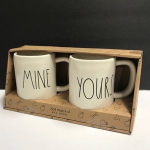 NWT Rae Dunn “yours” “mine” mug set.